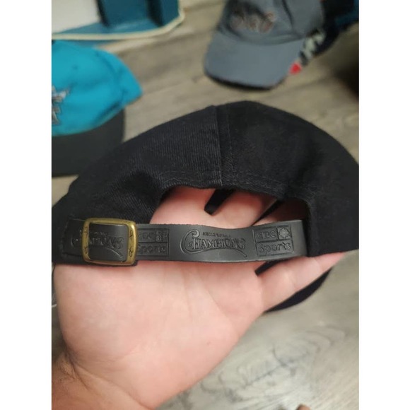 NWT New Vintage 90s 1998 Canadian Football League CFL on CBC Strap Back Hat Cap - Picture 4 of 7